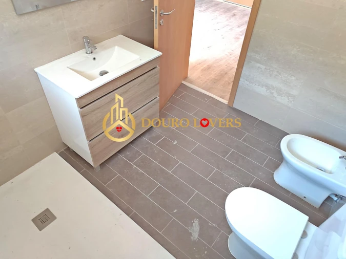 Moradia T3 para Venda em Mafamude e Vilar do Paraíso Foto 27