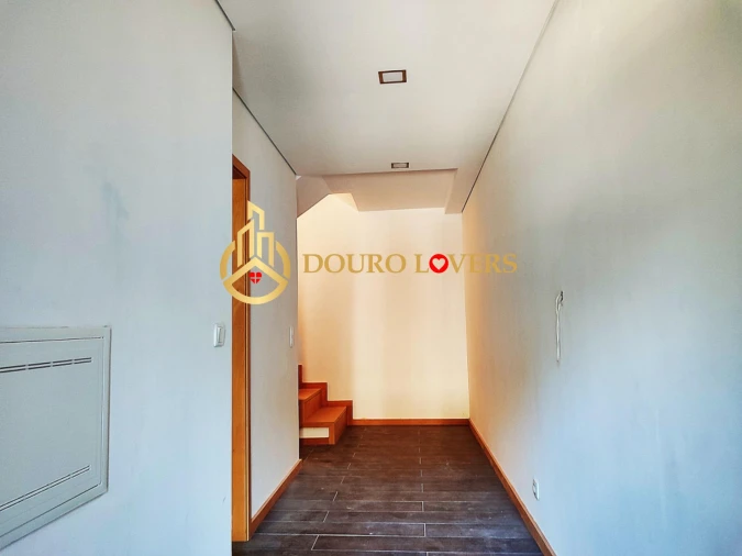 Moradia T3 para Venda em Mafamude e Vilar do Paraíso Foto 6