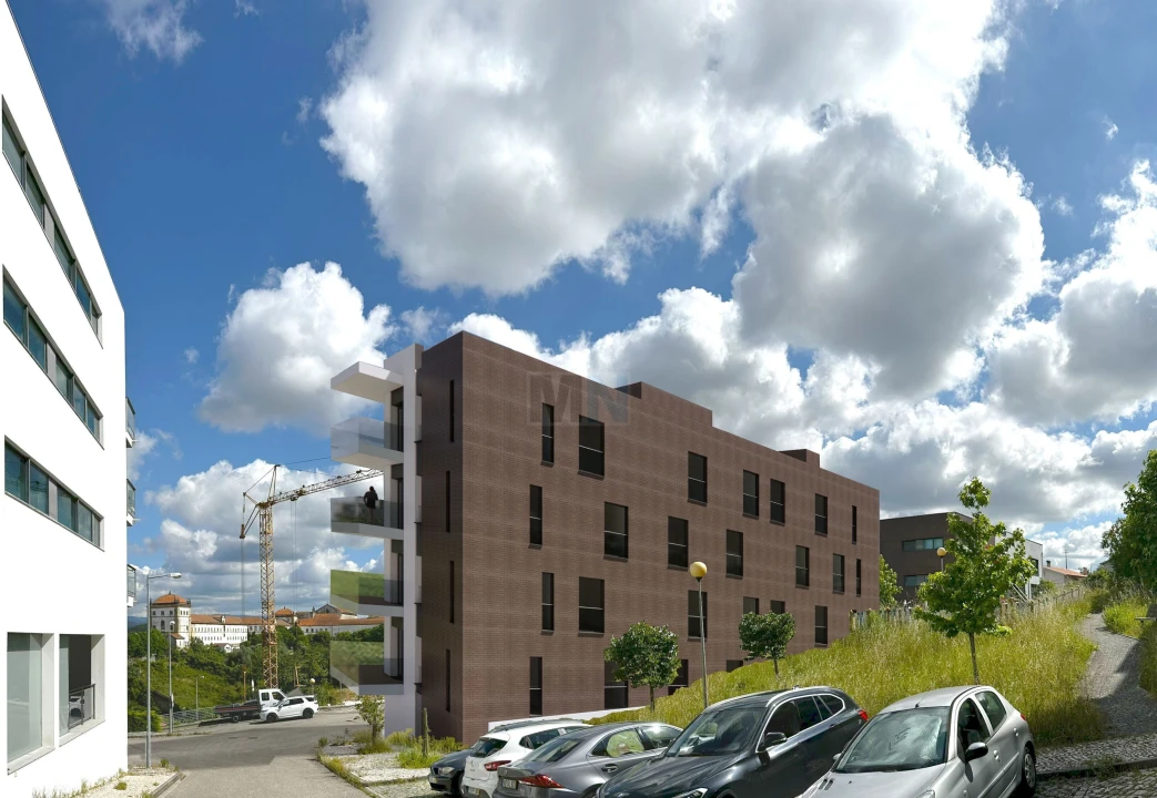 Apartamento T4 para Venda em Santa Clara e Castelo Viegas Foto 2