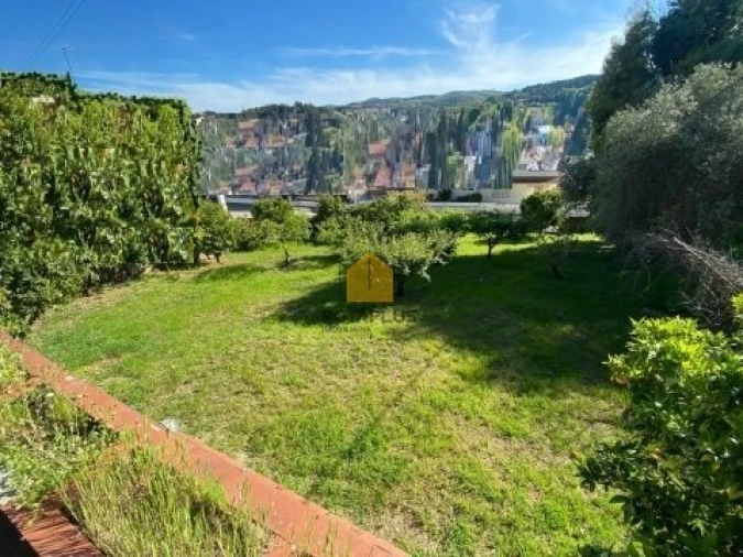 Moradia T5 para Venda em Lamego (Almacave e Sé) Foto 19