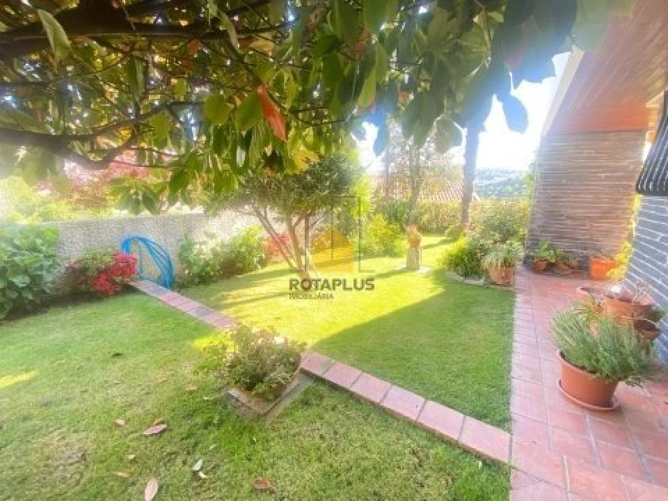 Moradia T5 para Venda em Lamego (Almacave e Sé) Foto 11