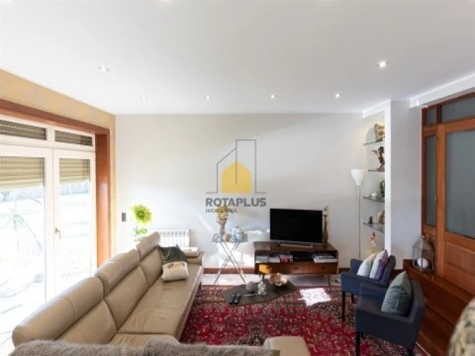 Moradia T5 para Venda em Modivas Foto 14