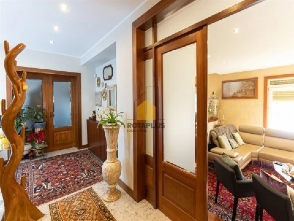 Moradia T5 para Venda em Modivas Foto 12