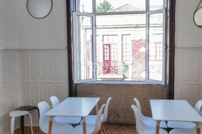 Moradia T17 para Venda em Campanhã