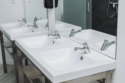 Moradia T17 para Venda em Campanhã