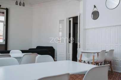 Moradia T17 para Venda em Campanhã