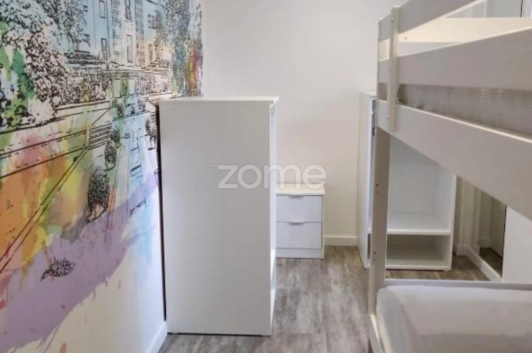 Moradia T17 para Venda em Campanhã Foto 32