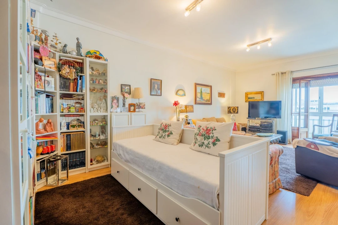 Apartamento T5 para Venda em Lumiar Foto 23