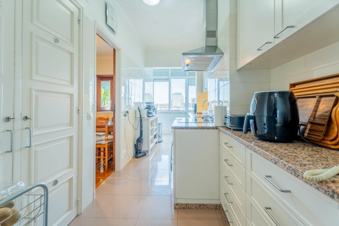 Apartamento T5 para Venda em Lumiar Foto 38