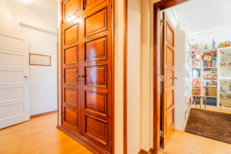 Apartamento T5 para Venda em Lumiar Foto 22