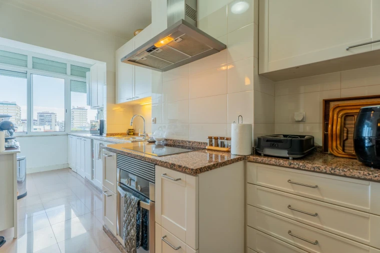 Apartamento T5 para Venda em Lumiar Foto 39