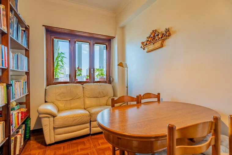 Apartamento T5 para Venda em Lumiar Foto 49