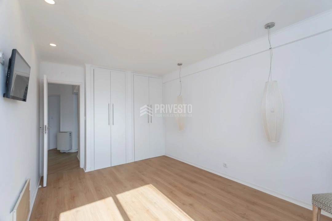 Apartamento T5 para Venda em Cascais e Estoril Foto 37