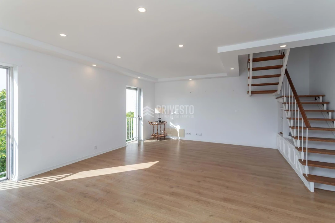 Apartamento T5 para Venda em Cascais e Estoril Foto 18