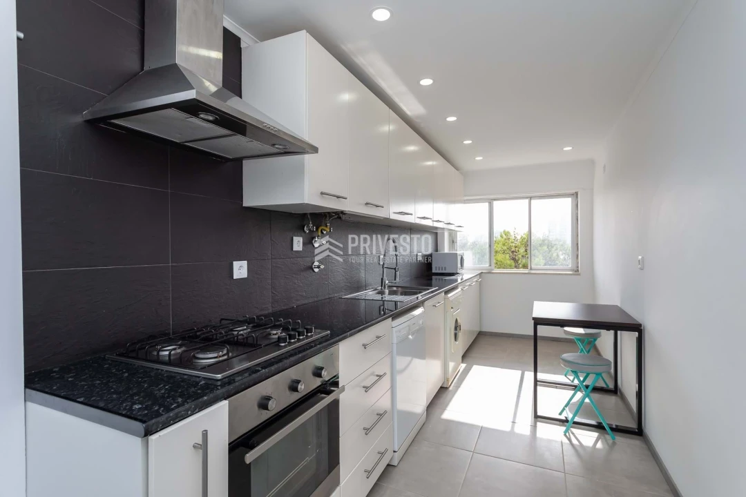 Apartamento T5 para Venda em Cascais e Estoril Foto 4