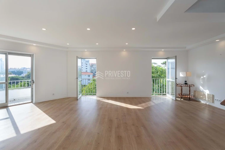 Apartamento T5 para Venda em Cascais e Estoril