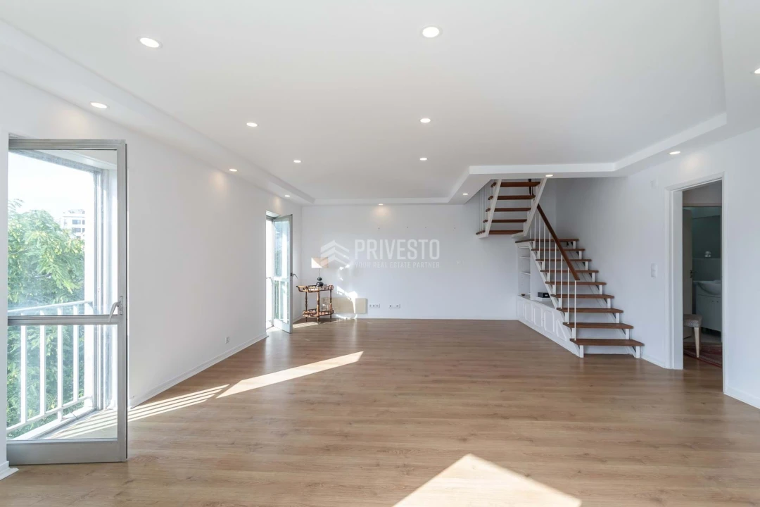 Apartamento T5 para Venda em Cascais e Estoril Foto 14