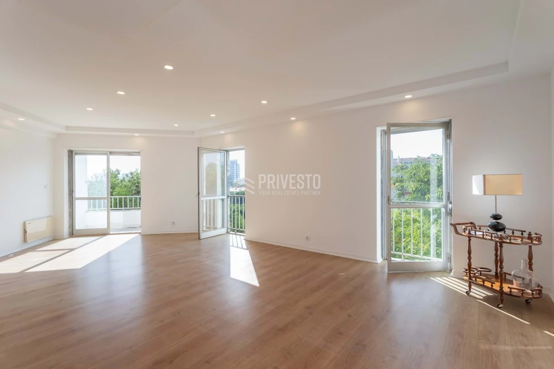 Apartamento T5 para Venda em Cascais e Estoril Foto 17