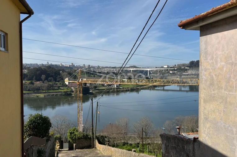 Moradia T3 para Venda em Gondomar (São Cosme), Valbom e Jovim