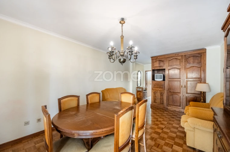 Apartamento T1 para Venda em Paranhos Foto 10