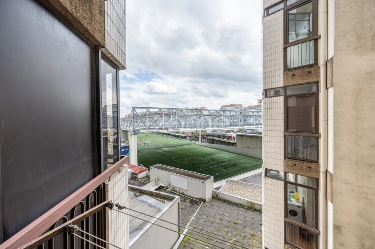 Apartamento T1 para Venda em Paranhos Foto 15