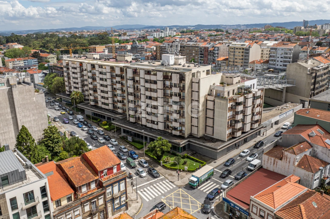 Apartamento T1 para Venda em Paranhos Foto 19