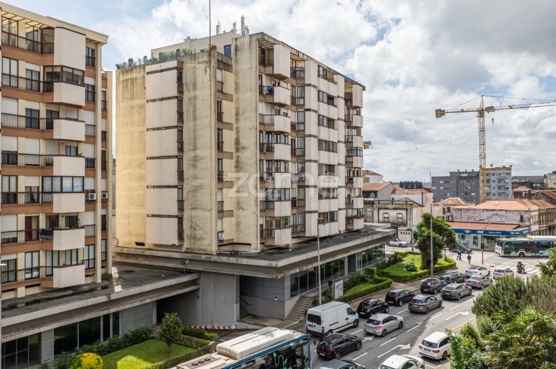 Apartamento T1 para Venda em Paranhos Foto 2