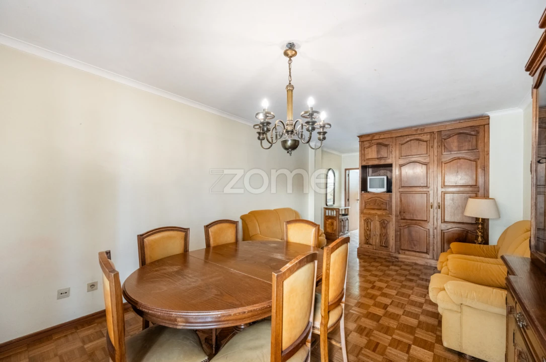 Apartamento T1 para Venda em Paranhos Foto 10