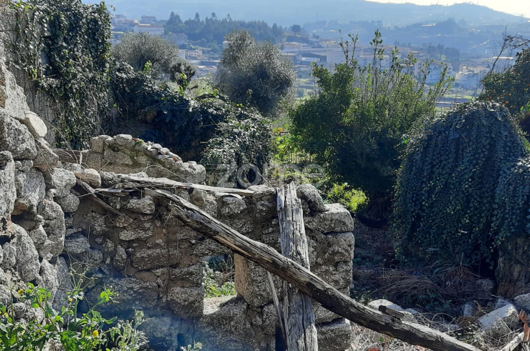 Moradia T2 para Venda em Lordelo Foto 9