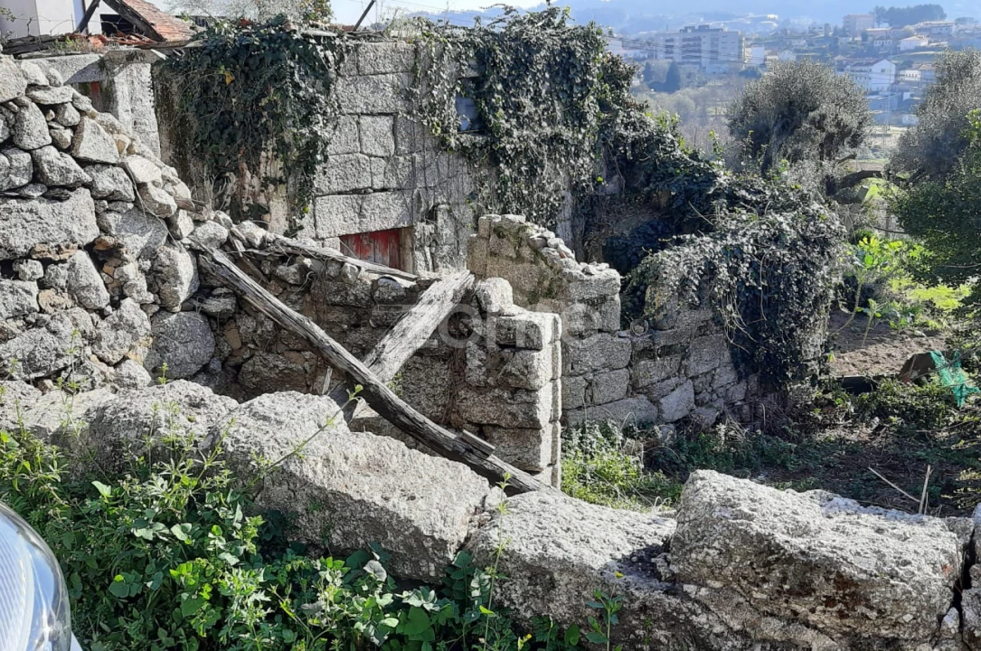 Moradia T2 para Venda em Lordelo Foto 11