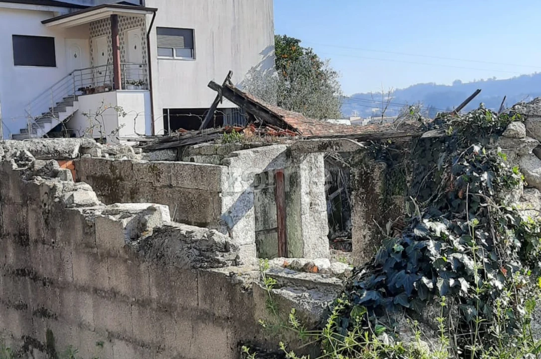 Moradia T2 para Venda em Lordelo Foto 13