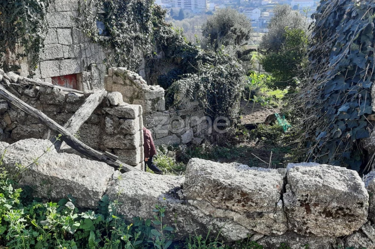 Moradia T2 para Venda em Lordelo Foto 16