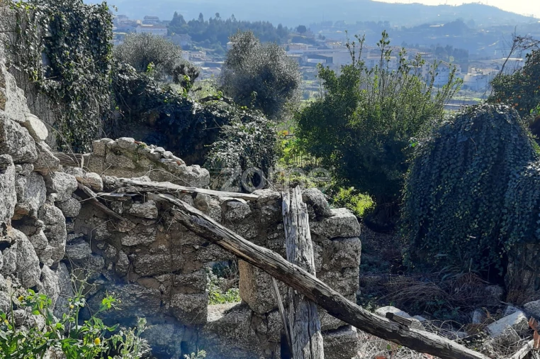 Moradia T2 para Venda em Lordelo Foto 9