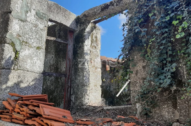 Moradia T2 para Venda em Lordelo Foto 19