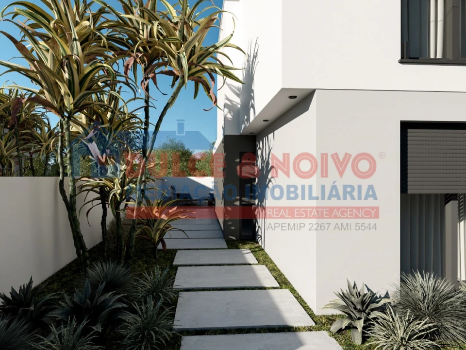 Moradia T4 para Venda em Atouguia da Baleia Foto 7
