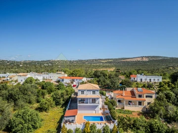 Moradia T5 para Venda em Boliqueime