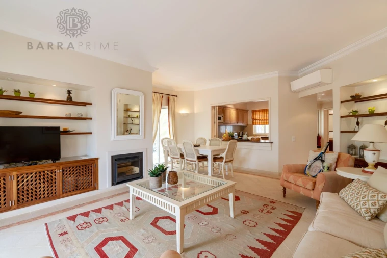 Apartamento T2 para Venda em Almancil Foto 2