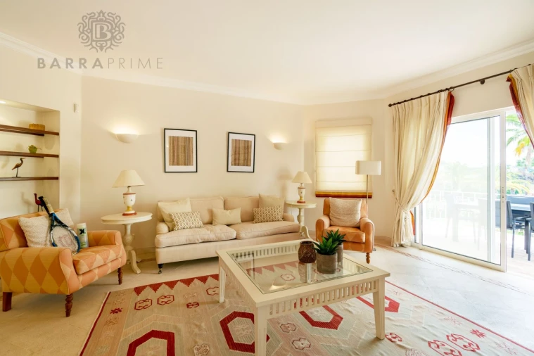 Apartamento T2 para Venda em Almancil Foto 3