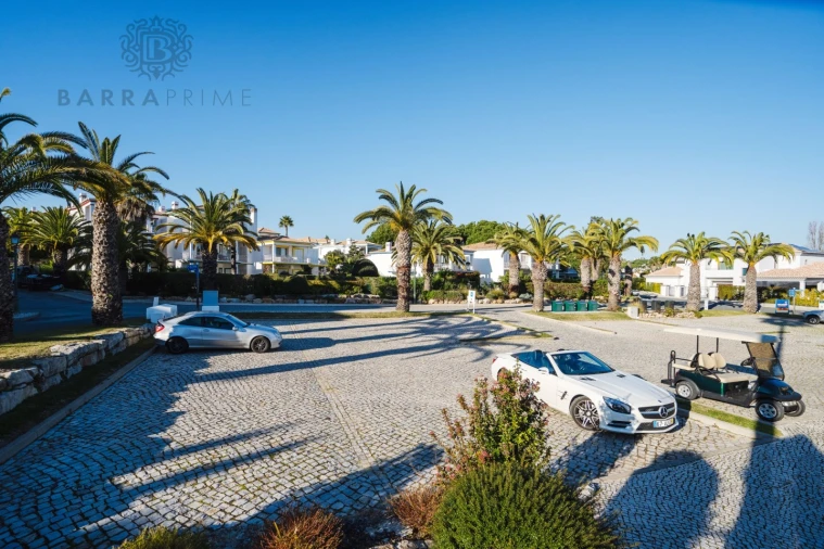 Apartamento T2 para Venda em Almancil Foto 17