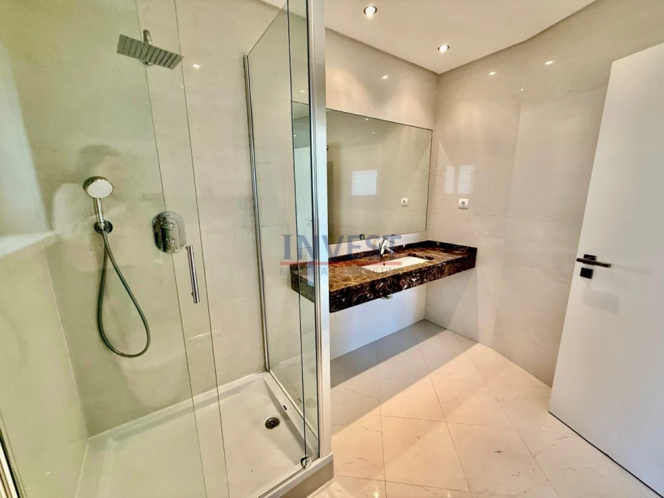 Moradia T4 para Venda em Queluz e Belas Foto 20