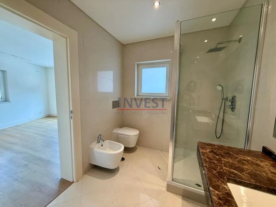 Moradia T4 para Venda em Queluz e Belas Foto 21