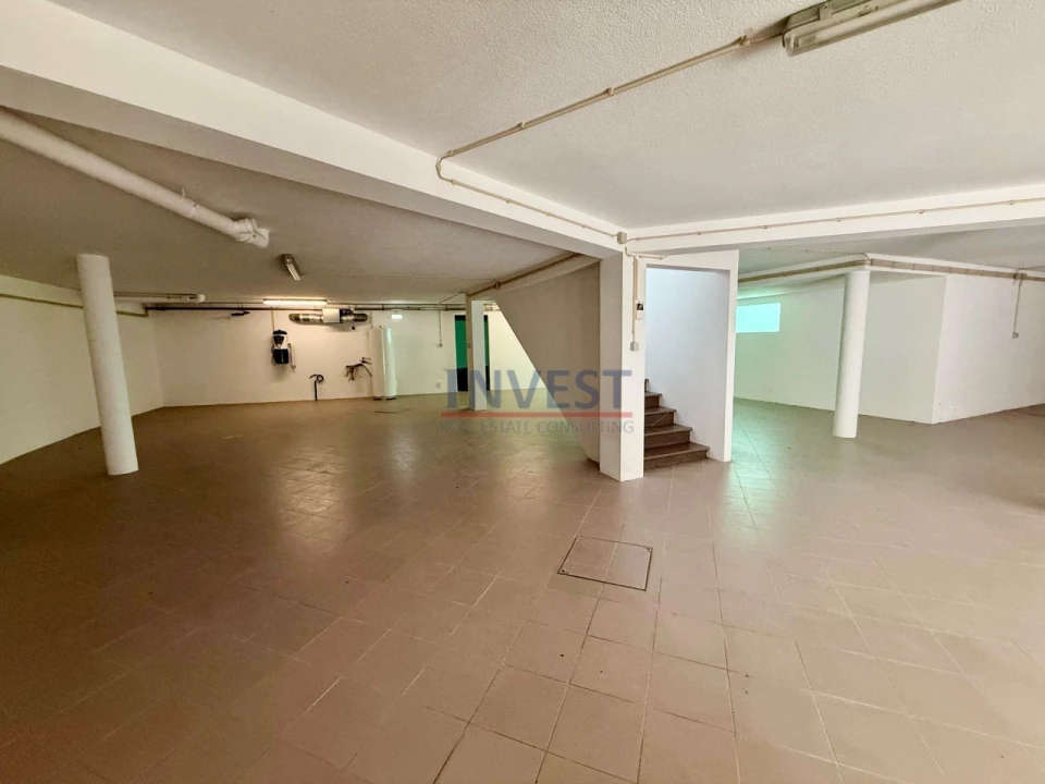 Moradia T4 para Venda em Queluz e Belas Foto 38