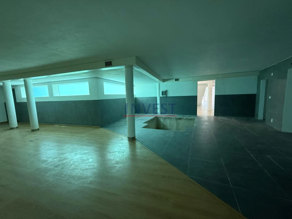 Moradia T4 para Venda em Queluz e Belas Foto 41