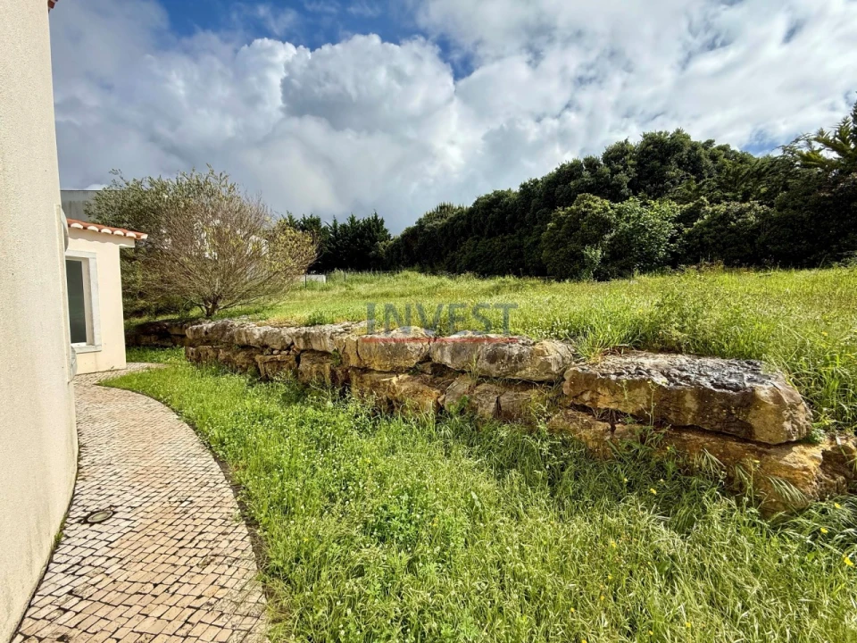 Moradia T4 para Venda em Queluz e Belas Foto 2