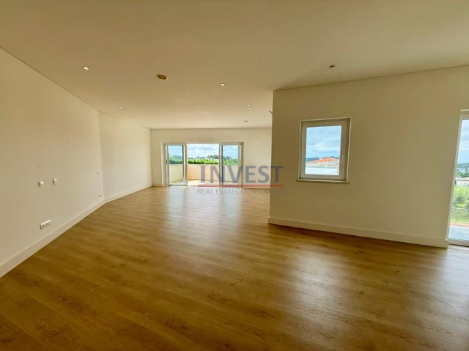 Moradia T4 para Venda em Queluz e Belas Foto 26