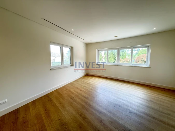 Moradia T4 para Venda em Queluz e Belas Foto 19