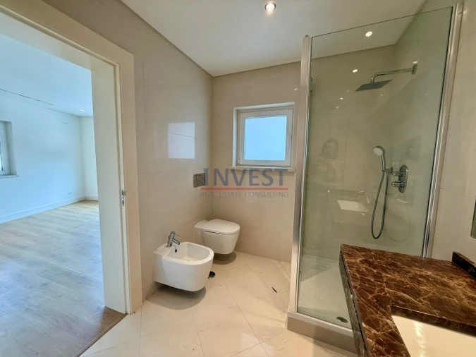 Moradia T4 para Venda em Queluz e Belas Foto 21