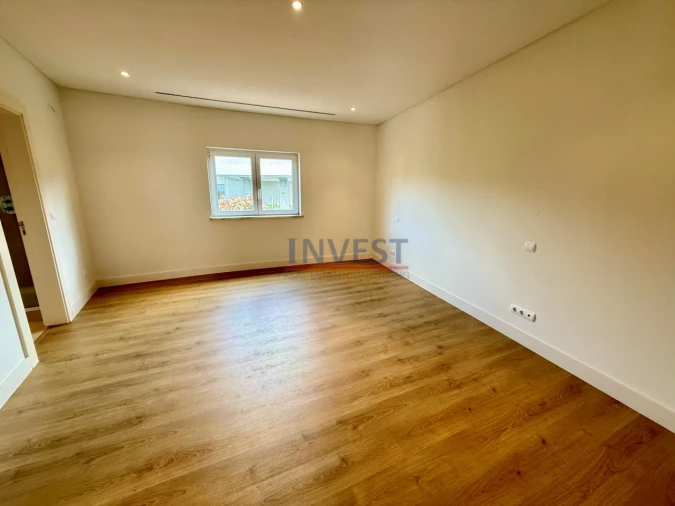 Moradia T4 para Venda em Queluz e Belas Foto 22