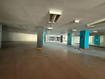 Loja para Arrendamento em Parque das Nações