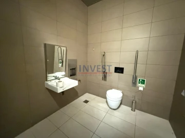 Loja para Arrendamento em Parque das Nações